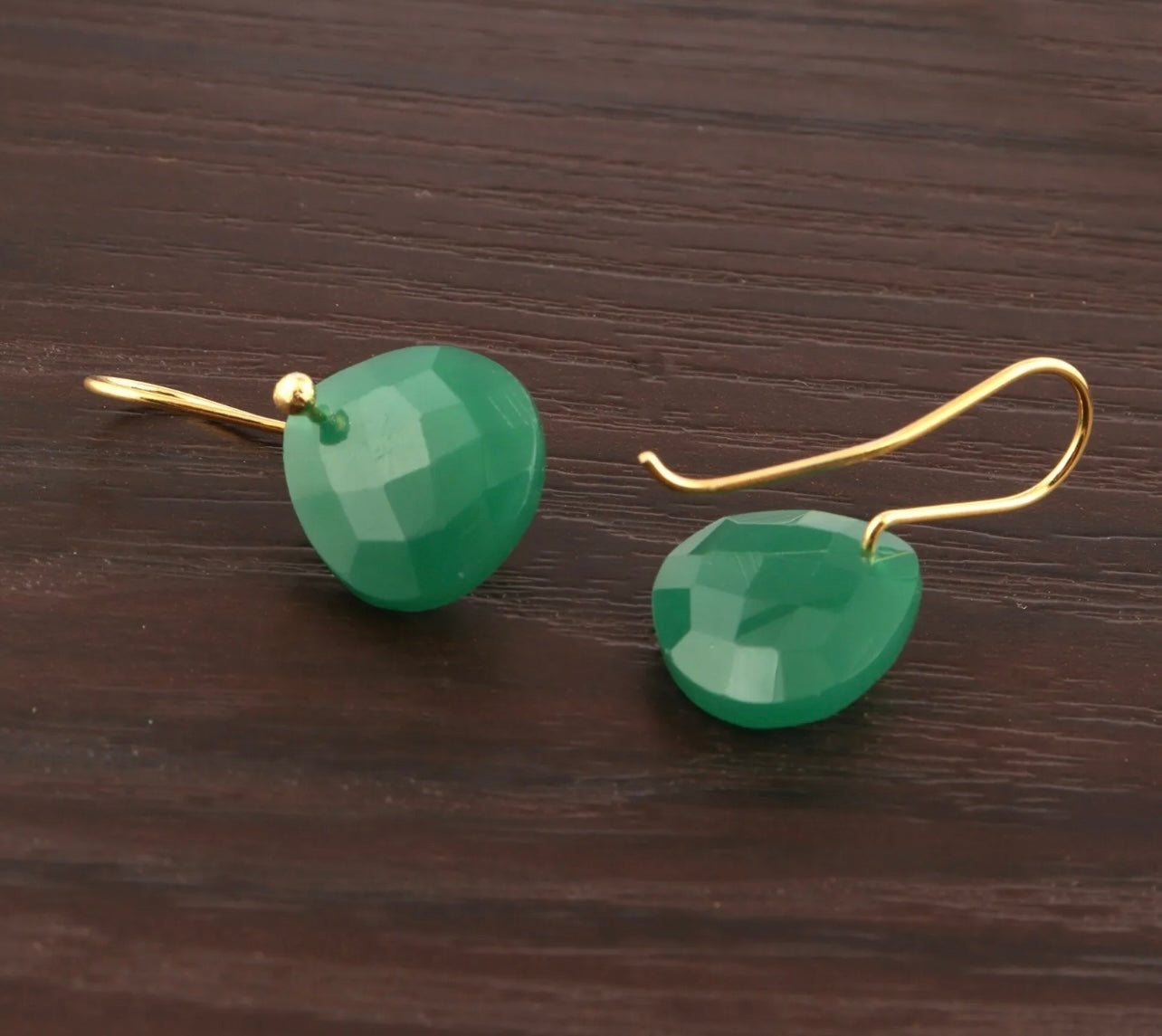 Briolette Green Onyx Gemstone Dangle Earrings 1”