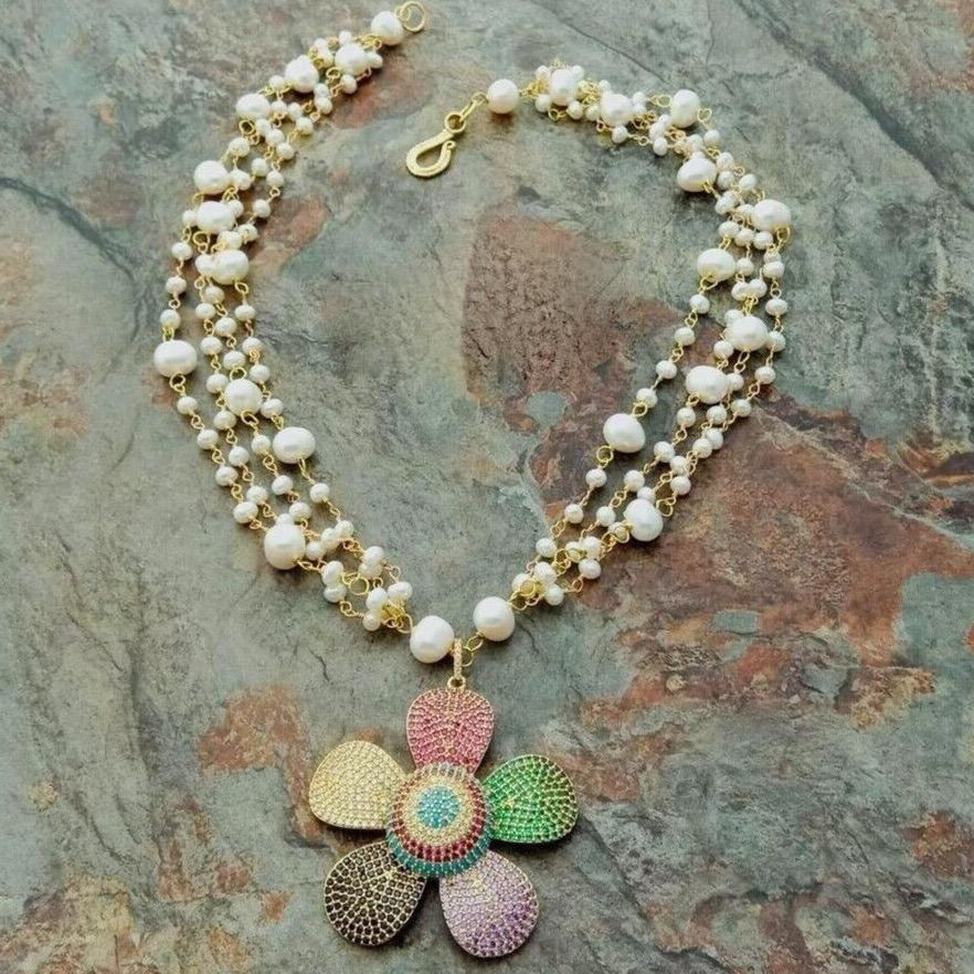 Eyecatching Freshwater Pearl Flower Pendant Gold Statement Necklace 24"